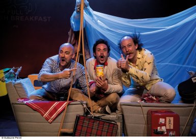 © Guillaume Perret 2019.09.24-26_trois_hommes_sur_un_bateau_cmjn.jpg